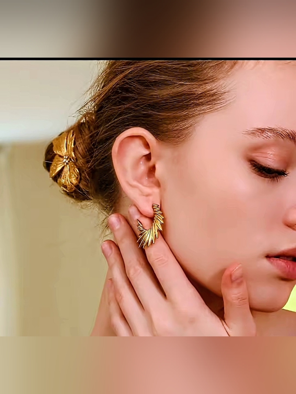 18K Gold Plated Stainless Steel Petal Hoop Earrings